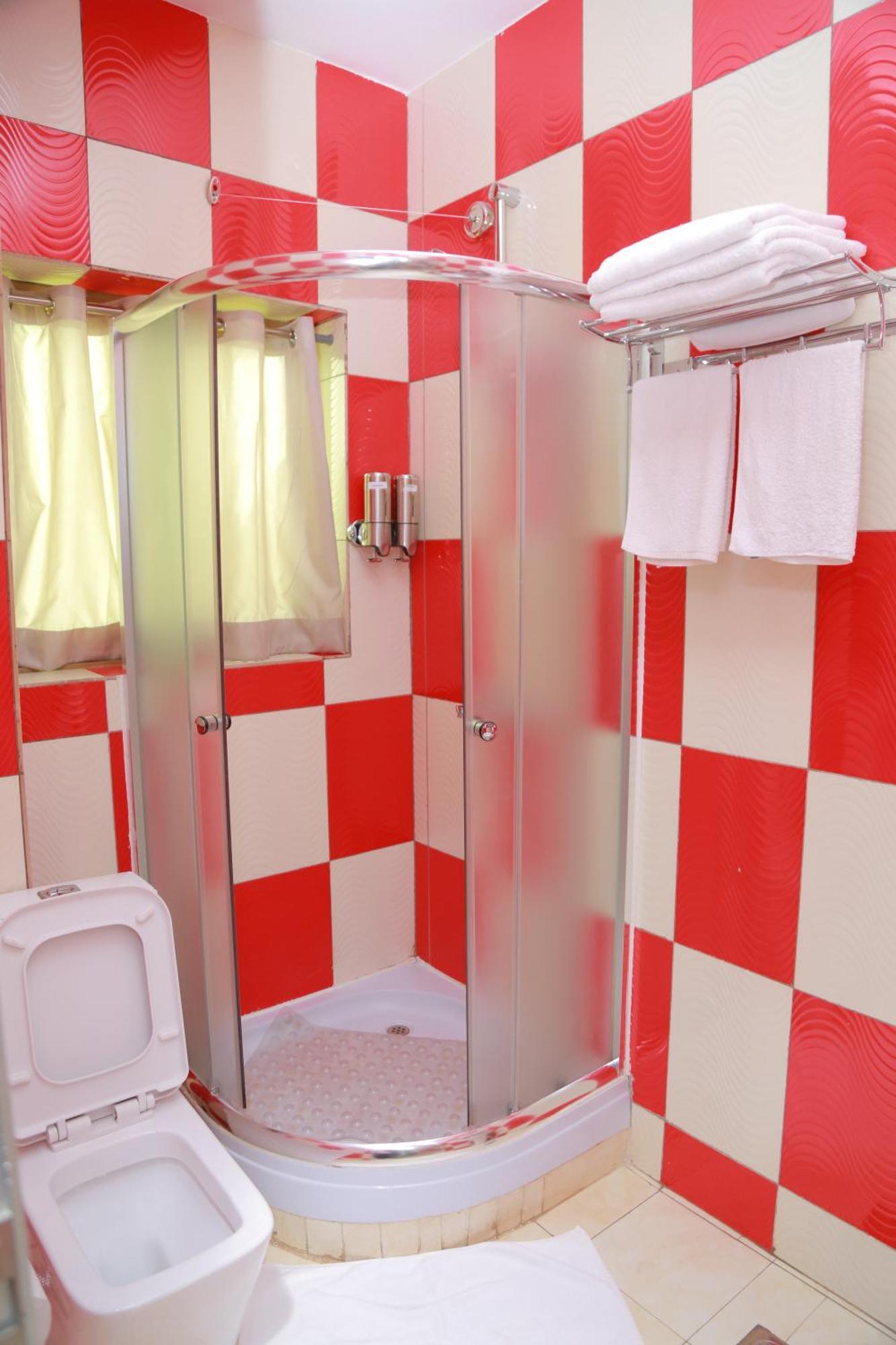Lebanon Hotel Kigali Extérieur photo