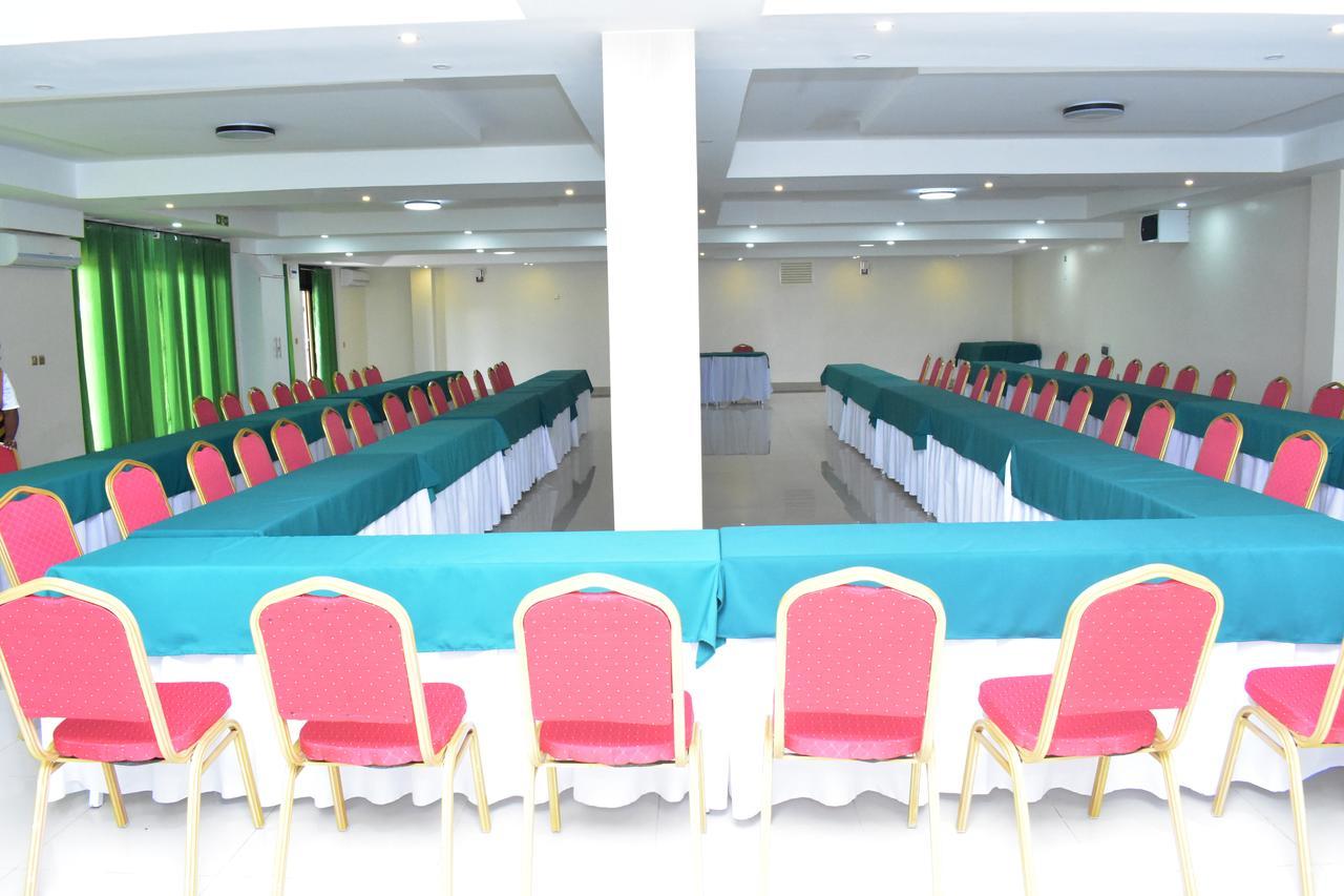 Lebanon Hotel Kigali Extérieur photo